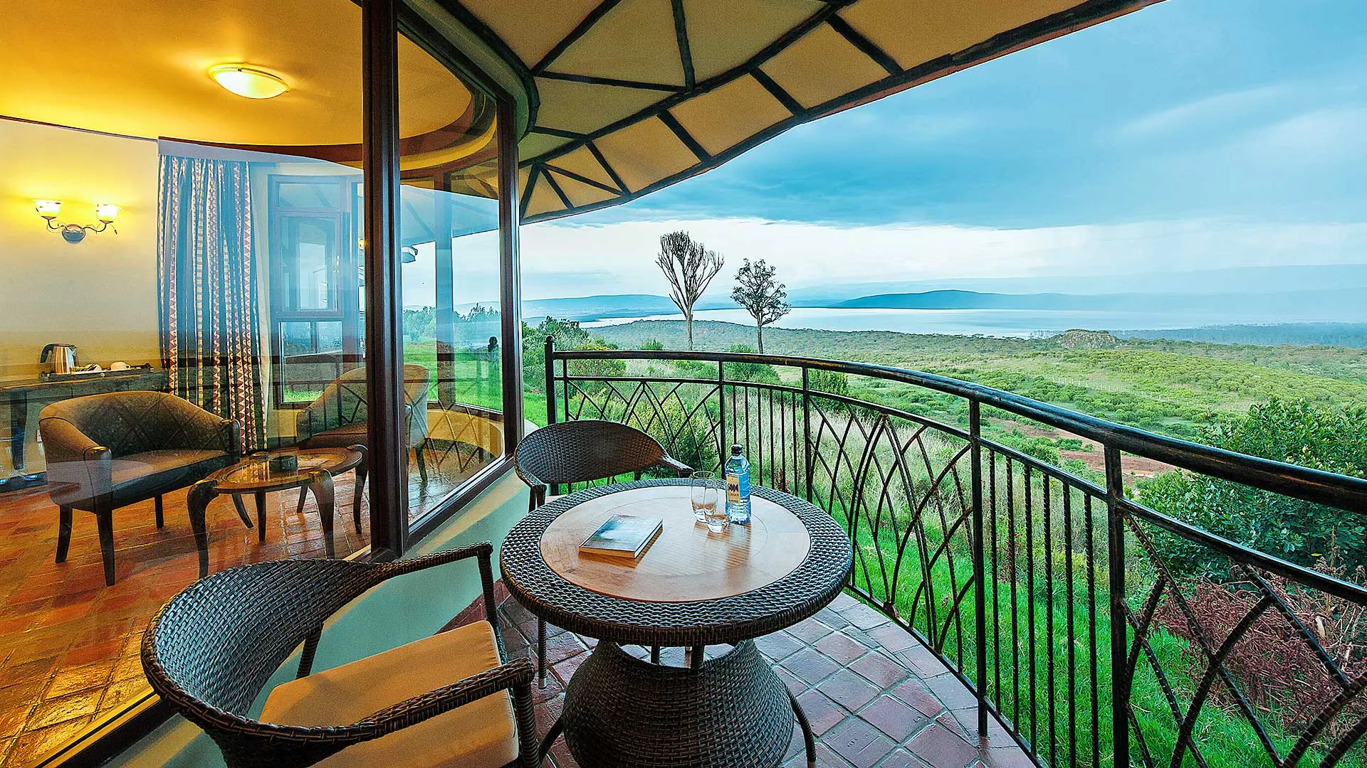 Best parks for luxury Kenya safari holidays - Lake Nakuru Sopa Lodge